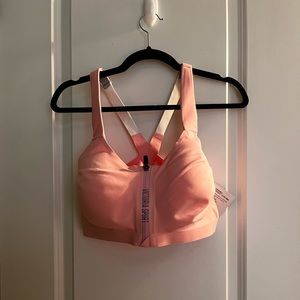 Incredible Knockout Victoria Secret Sports Bra